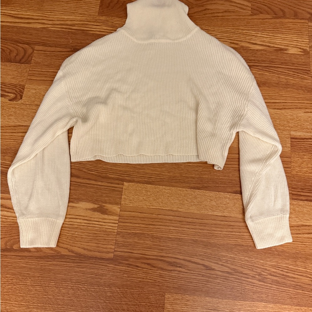 H&M Cream Turtleneck Sweater